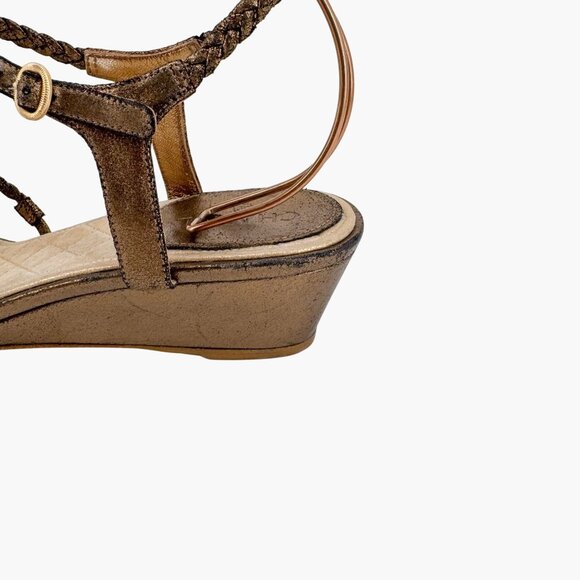 Chanel CC Gem Chain T-Strap Gold Quilted Leather Wedge Sandals Size 40 US 9-9.5 - Picture 7 of 14